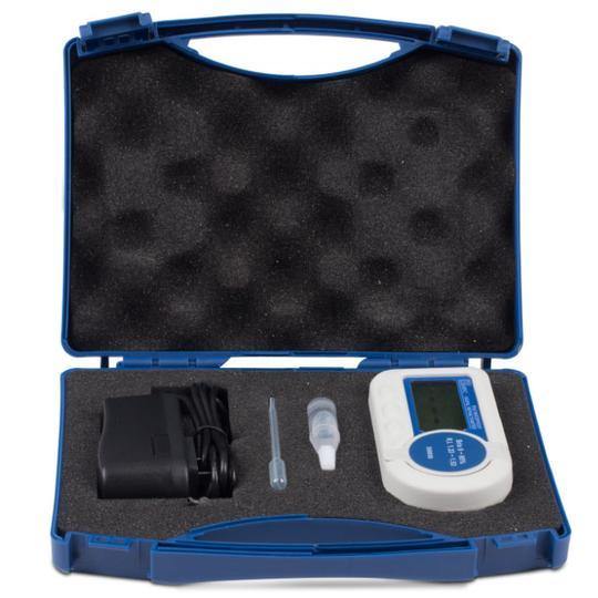Waterproof Digital Refractometer - Salinity - Sper Scientific Direct